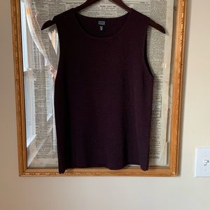 Eileen fisher 100% wool sweater vest burgundy size small
